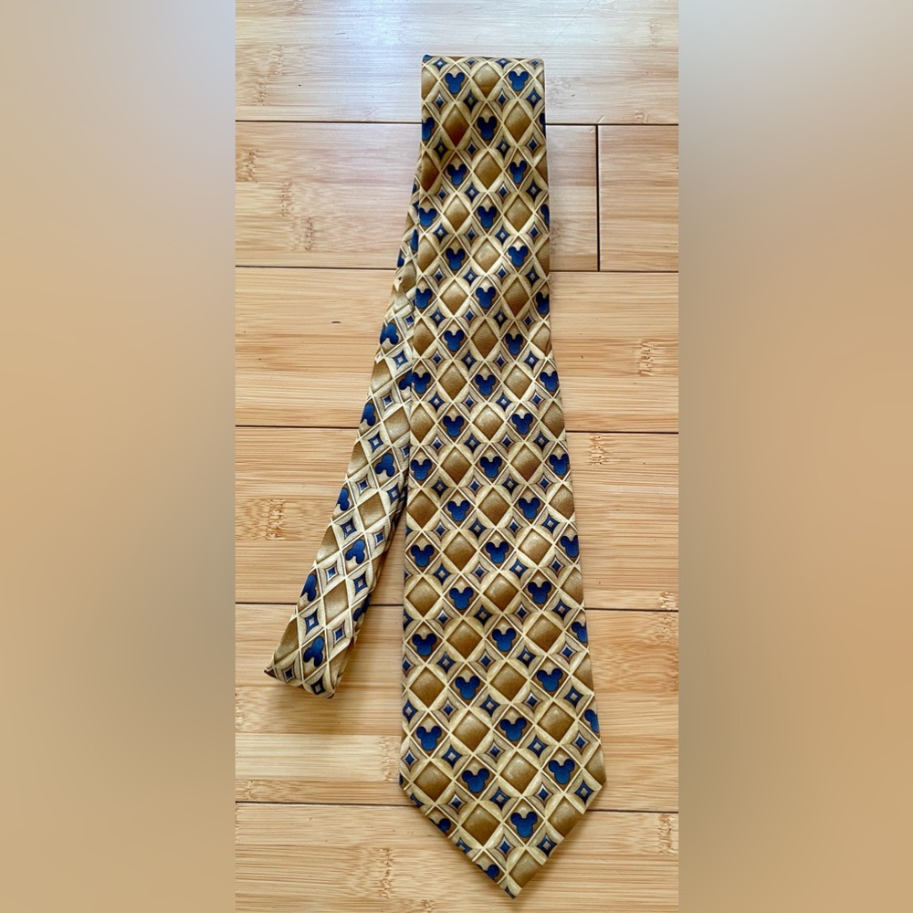Walt Disney World silk tie